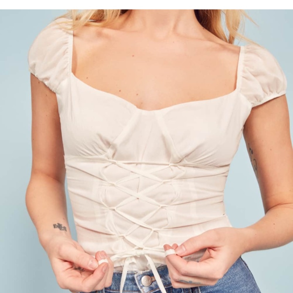 ❌SOLD❌Ivory Lori top reformation NWT
